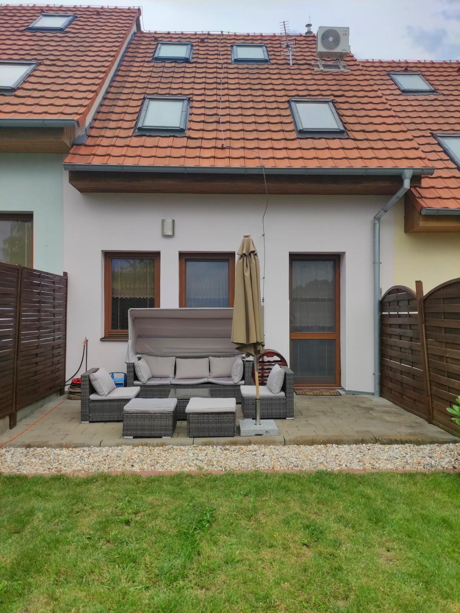 Ubytovani Ema Apartman Valtice Kültér fotó